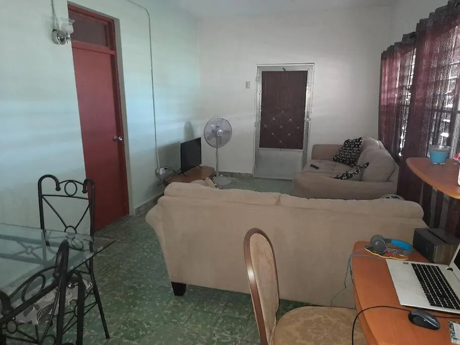 Дом отдыха Spacious Central And Convinient Full Ac Feliciano Пуэрто-Рико