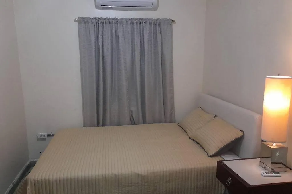 Spacious Central And Convinient Full Ac Feliciano Пуэрто-Рико